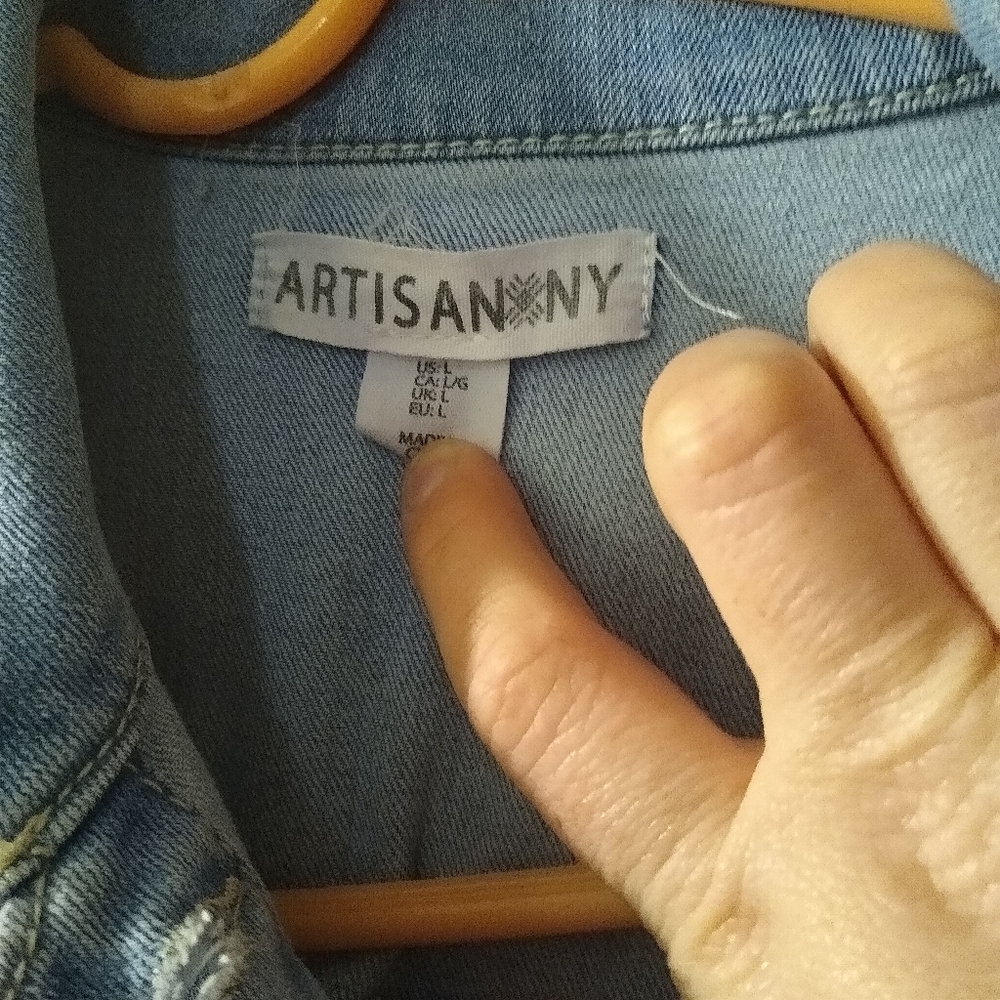 Jean jacket - Picture 4 of 4